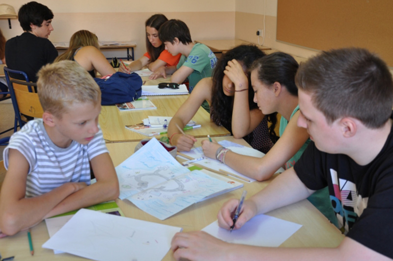 Дневная программа в летнем лагере с мероприятиями на Мальте