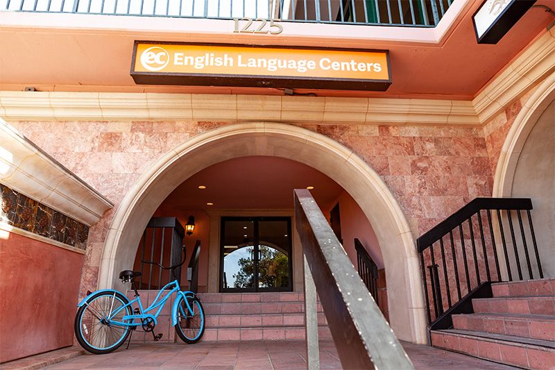 Обучение в языковой школе EC San Diego