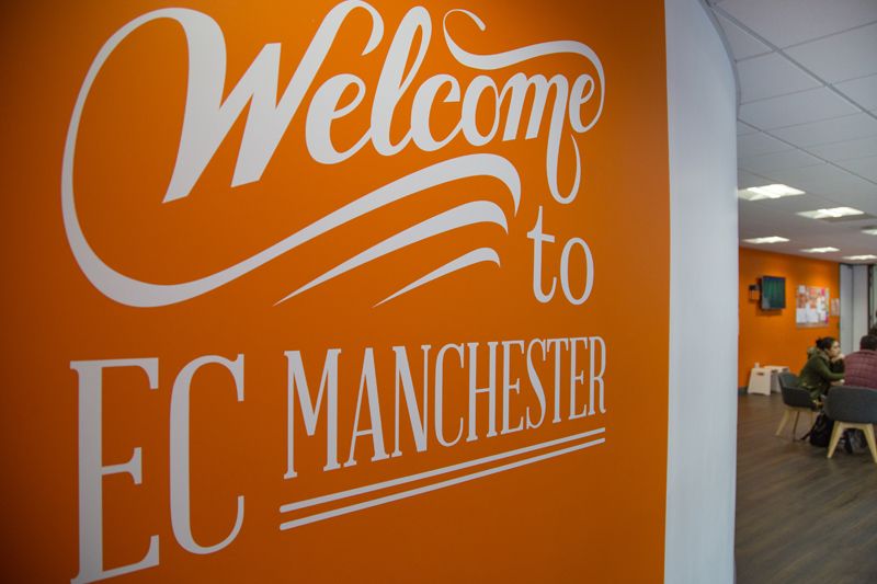 Обучение в языковой школе EC Manchester