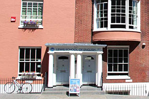 Lewis School of English, Саутгемптон, Юго-Восточная Англия