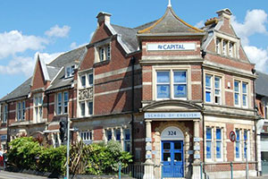 Capital School of English, Борнмут, Юго-Западная Англия